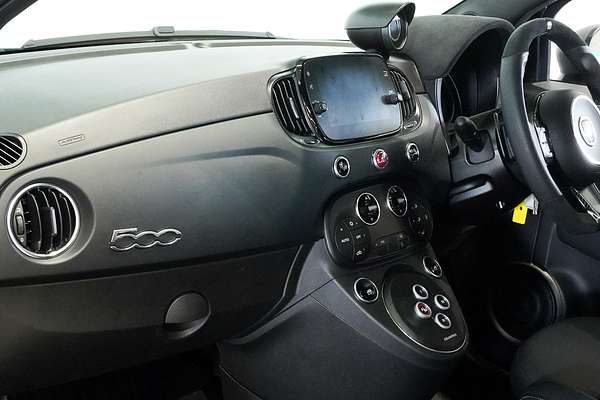 2024 Abarth 695 Competizione