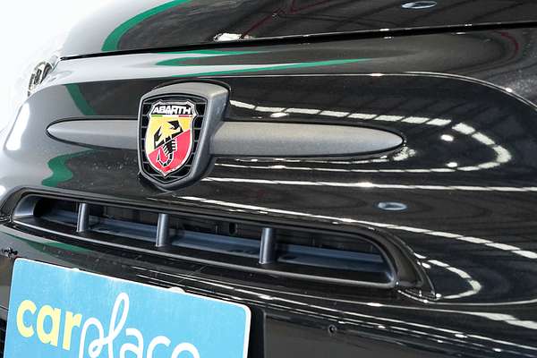 2024 Abarth 695 Competizione