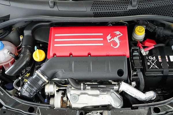 2024 Abarth 695 Competizione