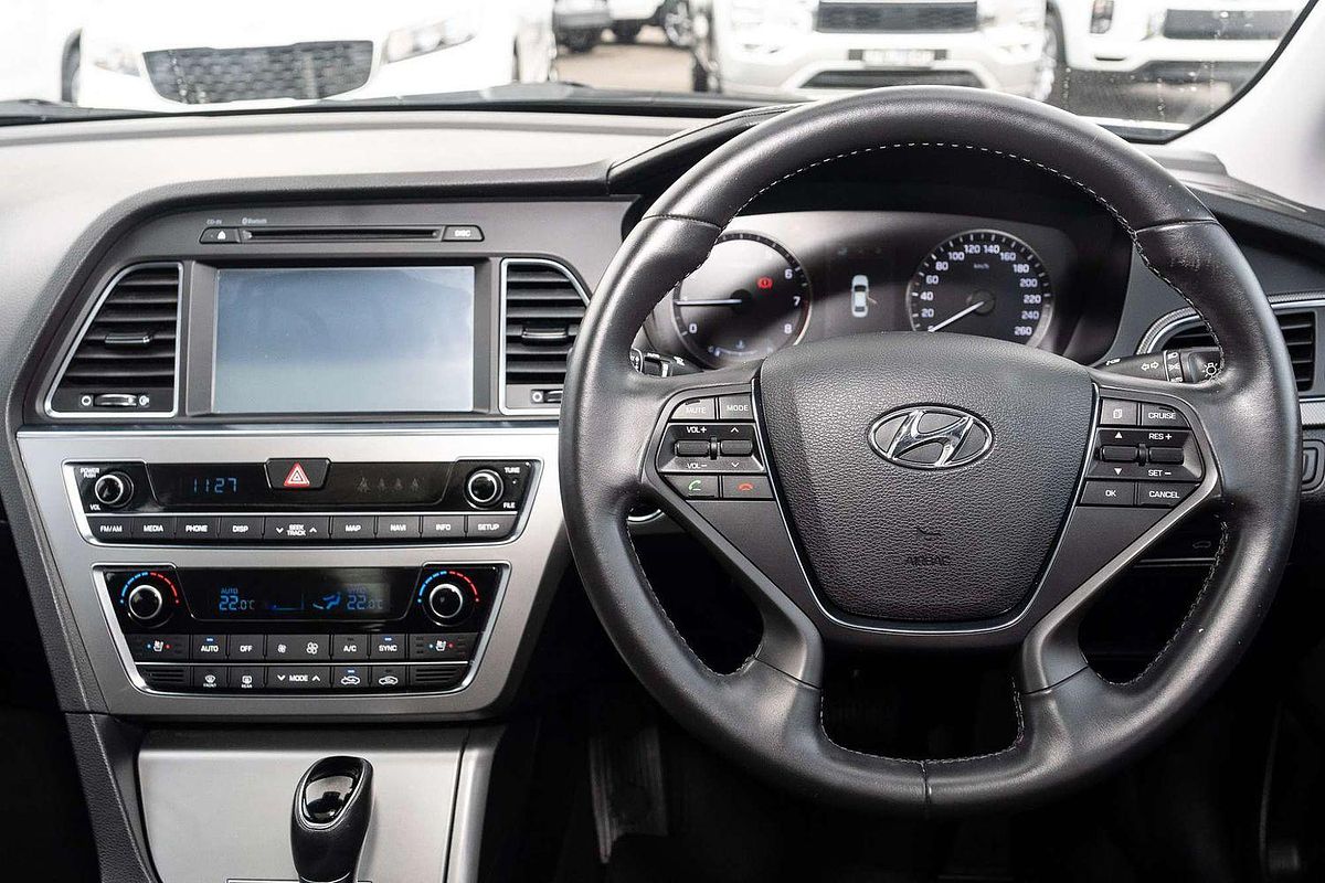 2015 Hyundai Sonata Premium LF