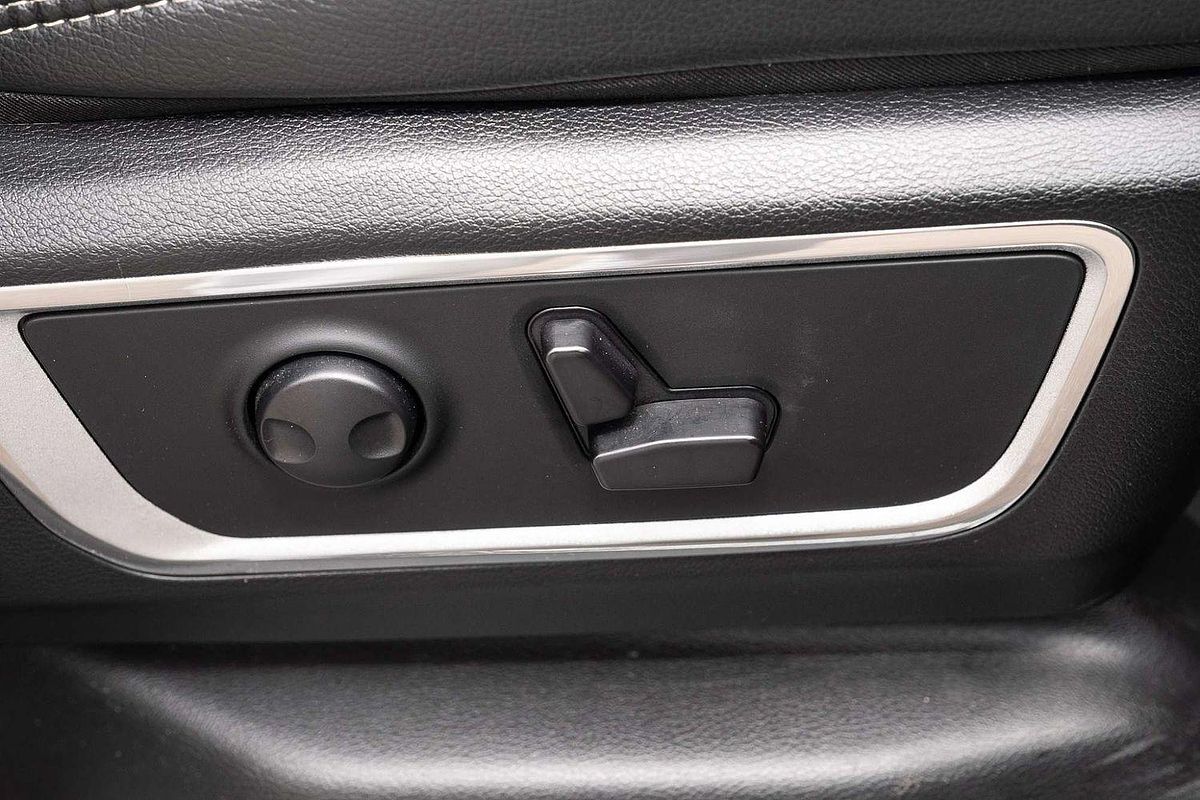 2023 RAM 1500 Laramie Sport RamBox DT 4X4 SWB