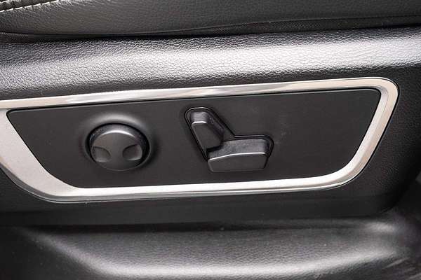 2023 RAM 1500 Laramie Sport RamBox DT 4X4 SWB