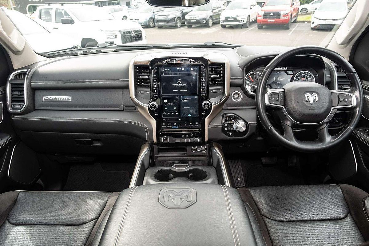 2023 RAM 1500 Laramie Sport RamBox DT 4X4 SWB