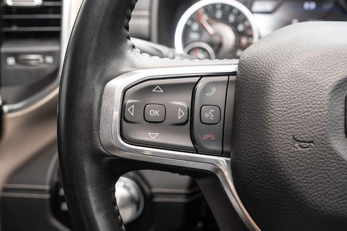 2023 RAM 1500 Laramie Sport RamBox DT 4X4 SWB