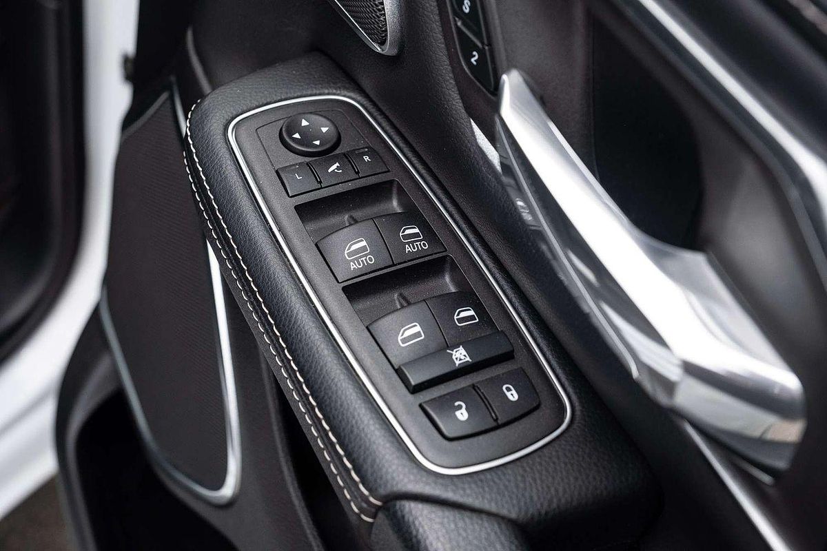 2023 RAM 1500 Laramie Sport RamBox DT 4X4 SWB