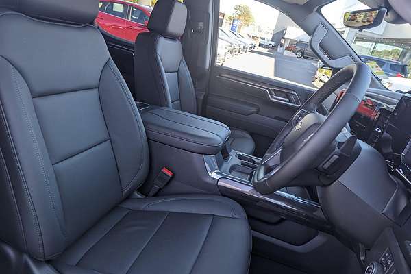 2025 Chevrolet Silverado 1500 LTZ Premium W/Tech Pack T1 4X4