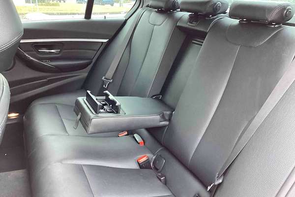 2018 BMW 3 Series 330i Sport Line F30 LCI