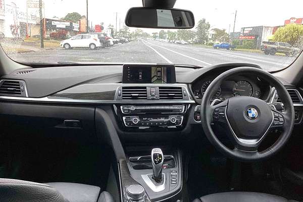 2018 BMW 3 Series 330i Sport Line F30 LCI