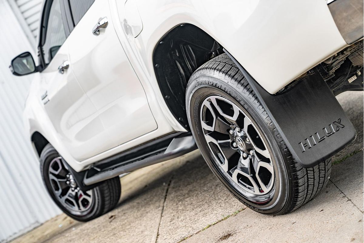 2022 Toyota Hilux SR5 GUN126R 4X4