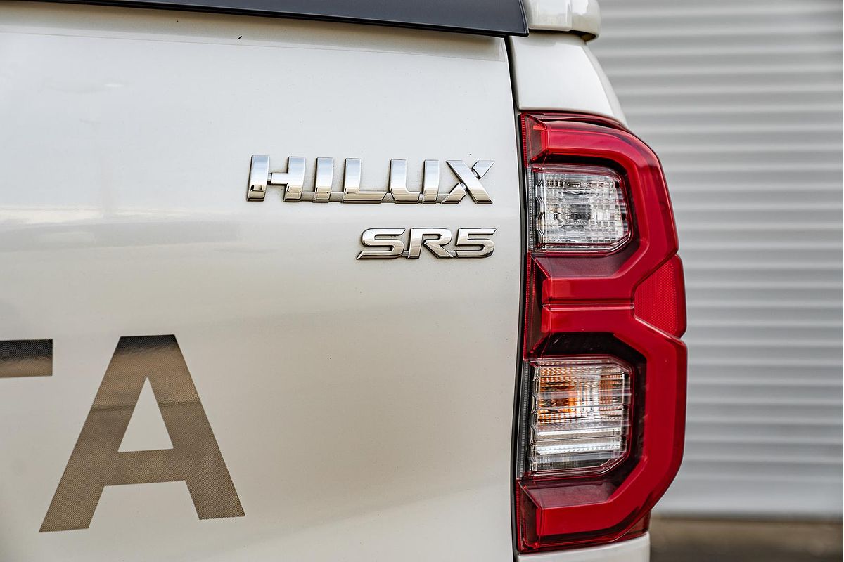 2022 Toyota Hilux SR5 GUN126R 4X4