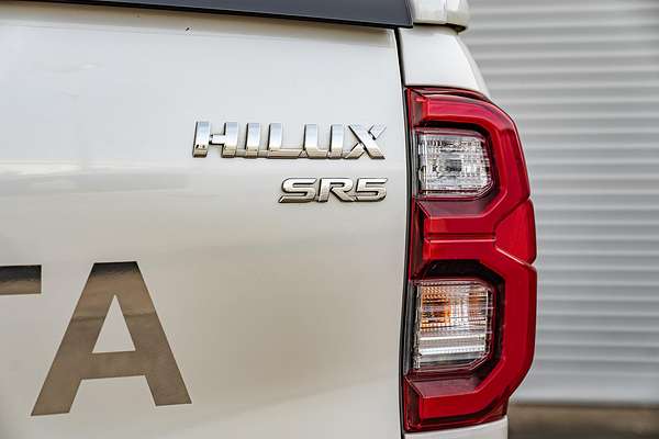 2022 Toyota Hilux SR5 GUN126R 4X4