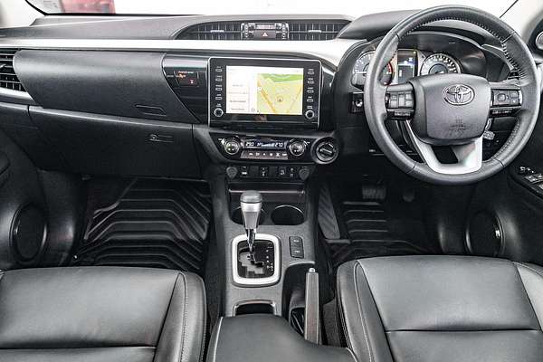 2022 Toyota Hilux SR5 GUN126R 4X4