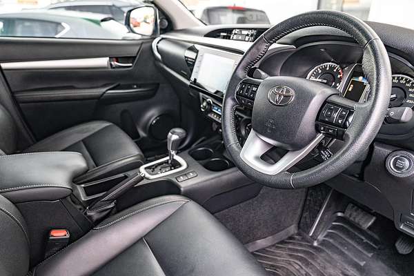 2022 Toyota Hilux SR5 GUN126R 4X4