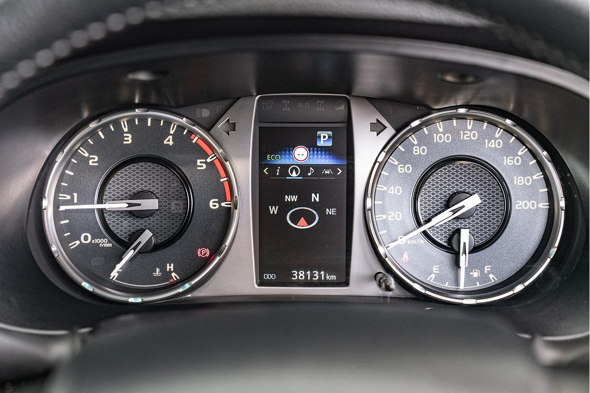 2022 Toyota Hilux SR5 GUN126R 4X4