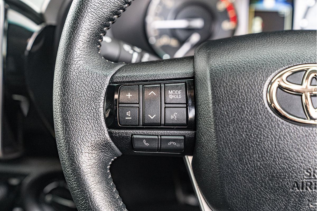 2022 Toyota Hilux SR5 GUN126R 4X4