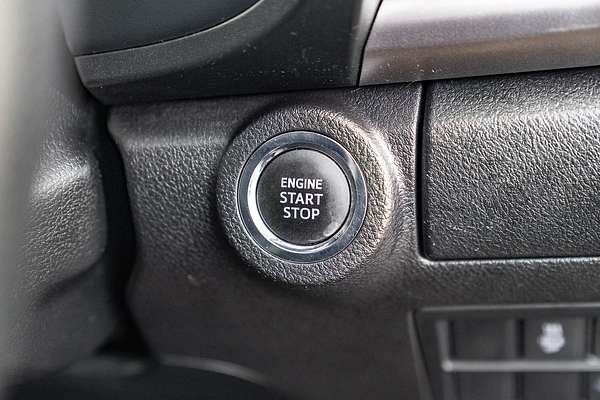 2022 Toyota Hilux SR5 GUN126R 4X4