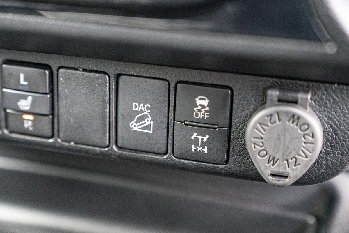 2022 Toyota Hilux SR5 GUN126R 4X4