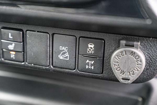 2022 Toyota Hilux SR5 GUN126R 4X4