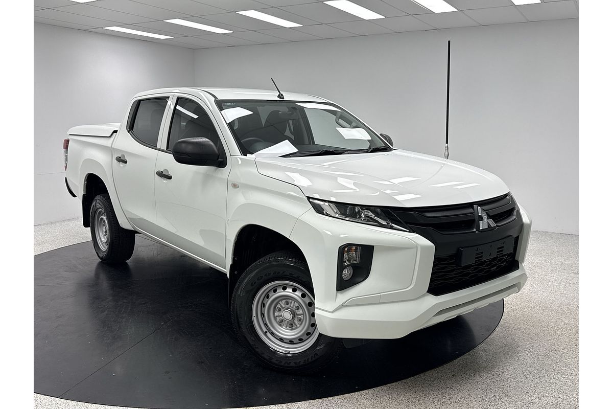 2018 Mitsubishi Triton GLX MR 4X4