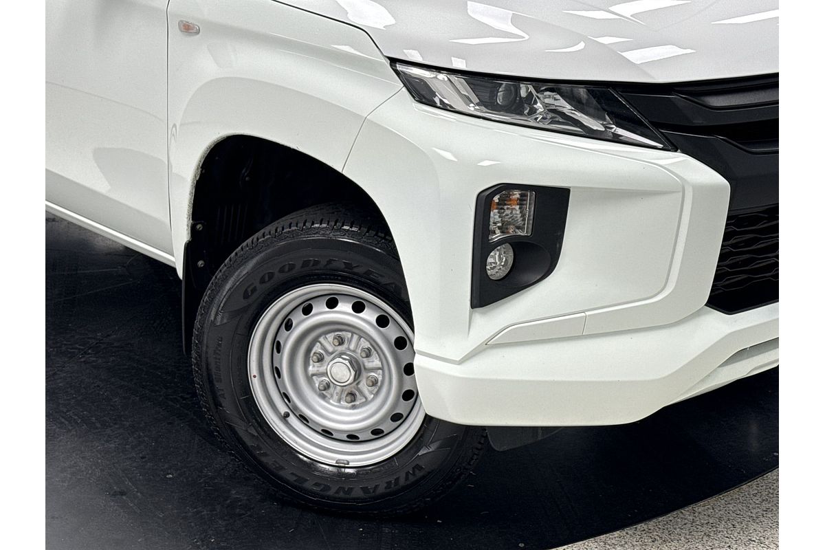 2018 Mitsubishi Triton GLX MR 4X4