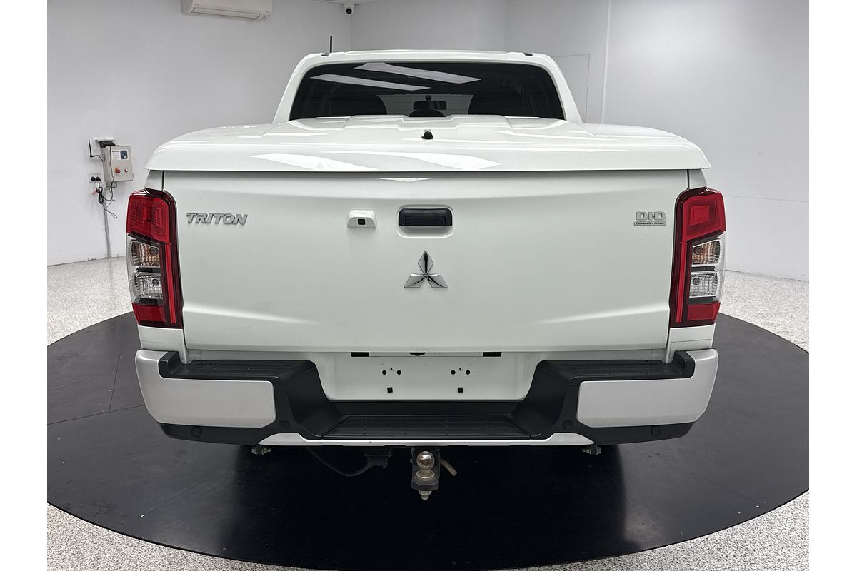 2018 Mitsubishi Triton GLX MR 4X4