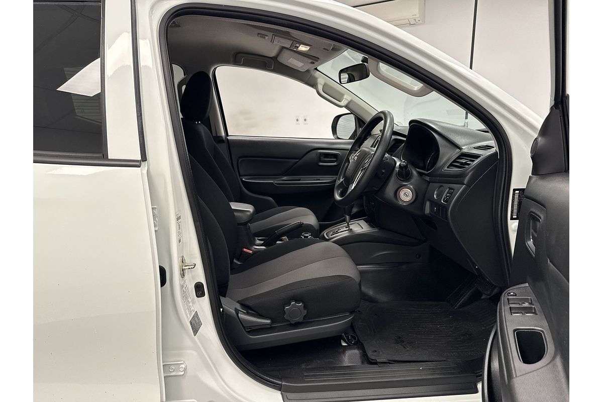 2018 Mitsubishi Triton GLX MR 4X4