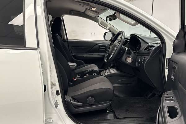 2018 Mitsubishi Triton GLX MR 4X4
