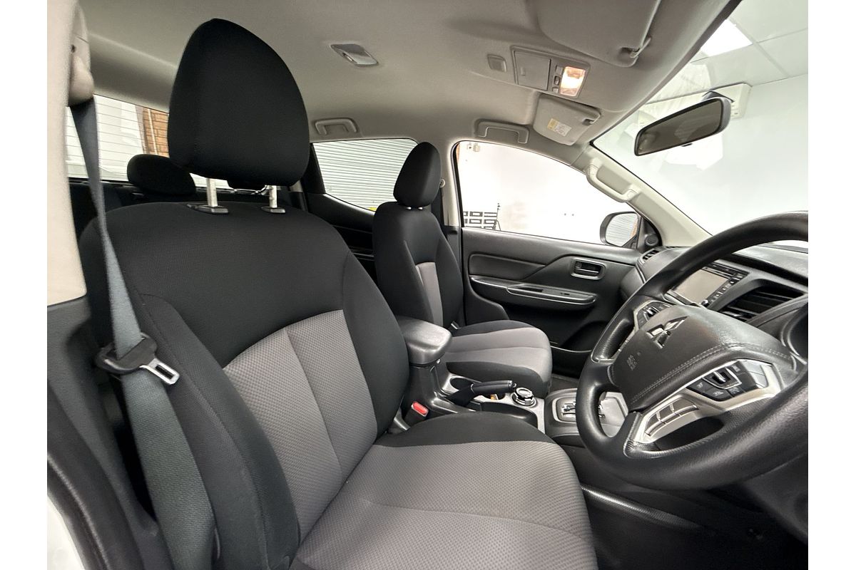 2018 Mitsubishi Triton GLX MR 4X4