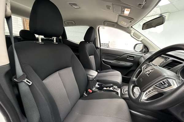 2018 Mitsubishi Triton GLX MR 4X4