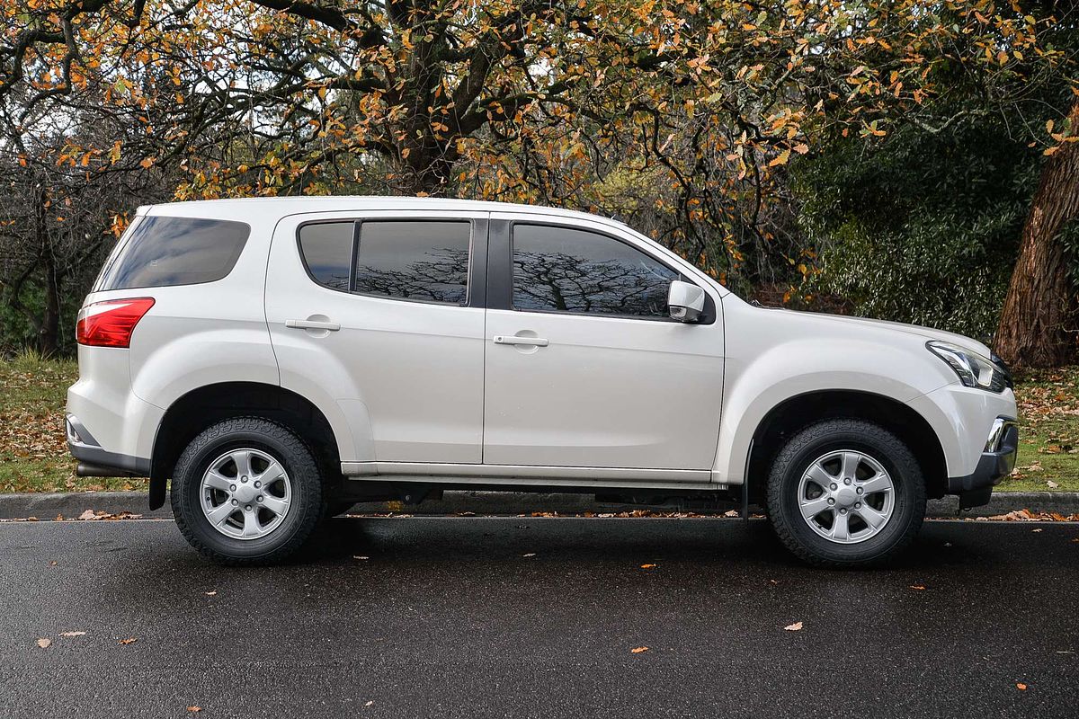 2018 Isuzu MU-X LS-M
