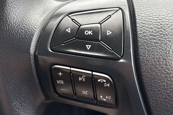 2016 Ford Everest Ambiente UA 3.2L