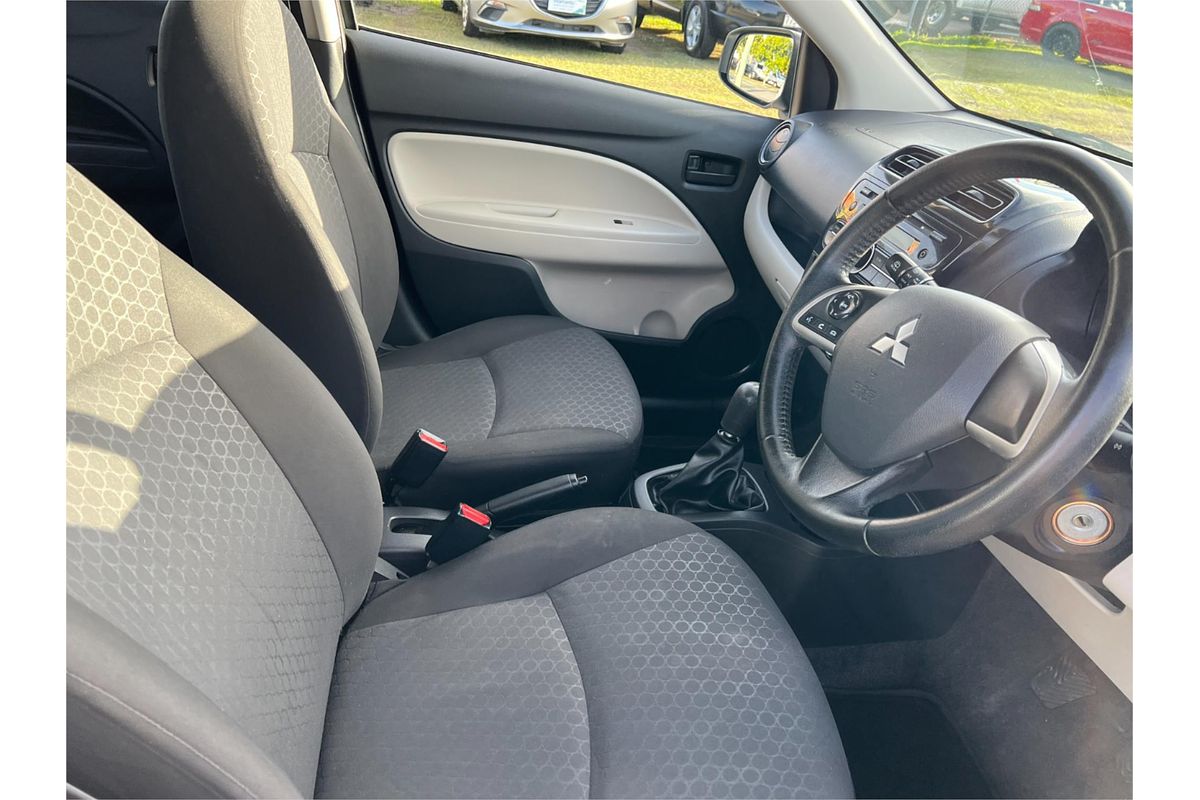 2013 Mitsubishi Mirage ES LA