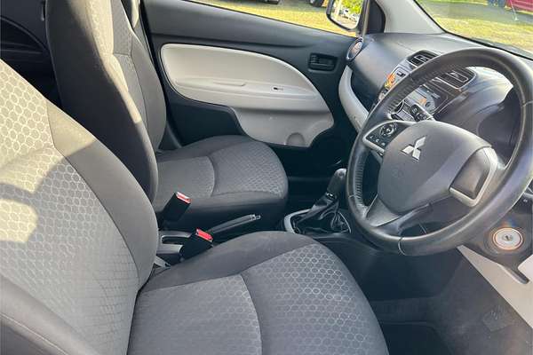 2013 Mitsubishi Mirage ES LA