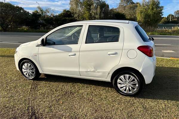 2013 Mitsubishi Mirage ES LA