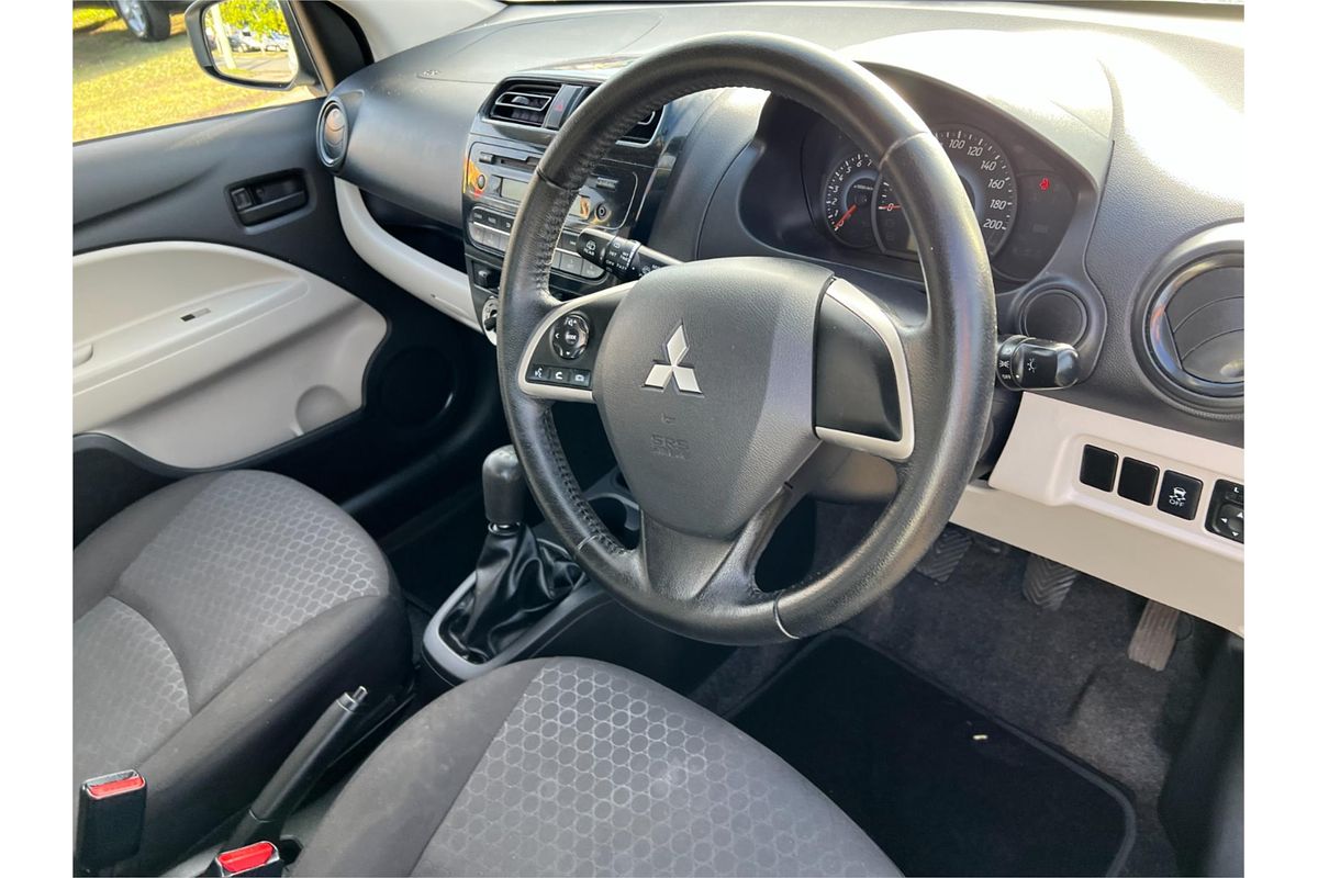 2013 Mitsubishi Mirage ES LA
