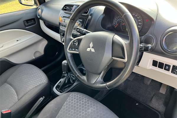 2013 Mitsubishi Mirage ES LA