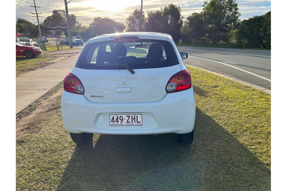 2013 Mitsubishi Mirage ES LA