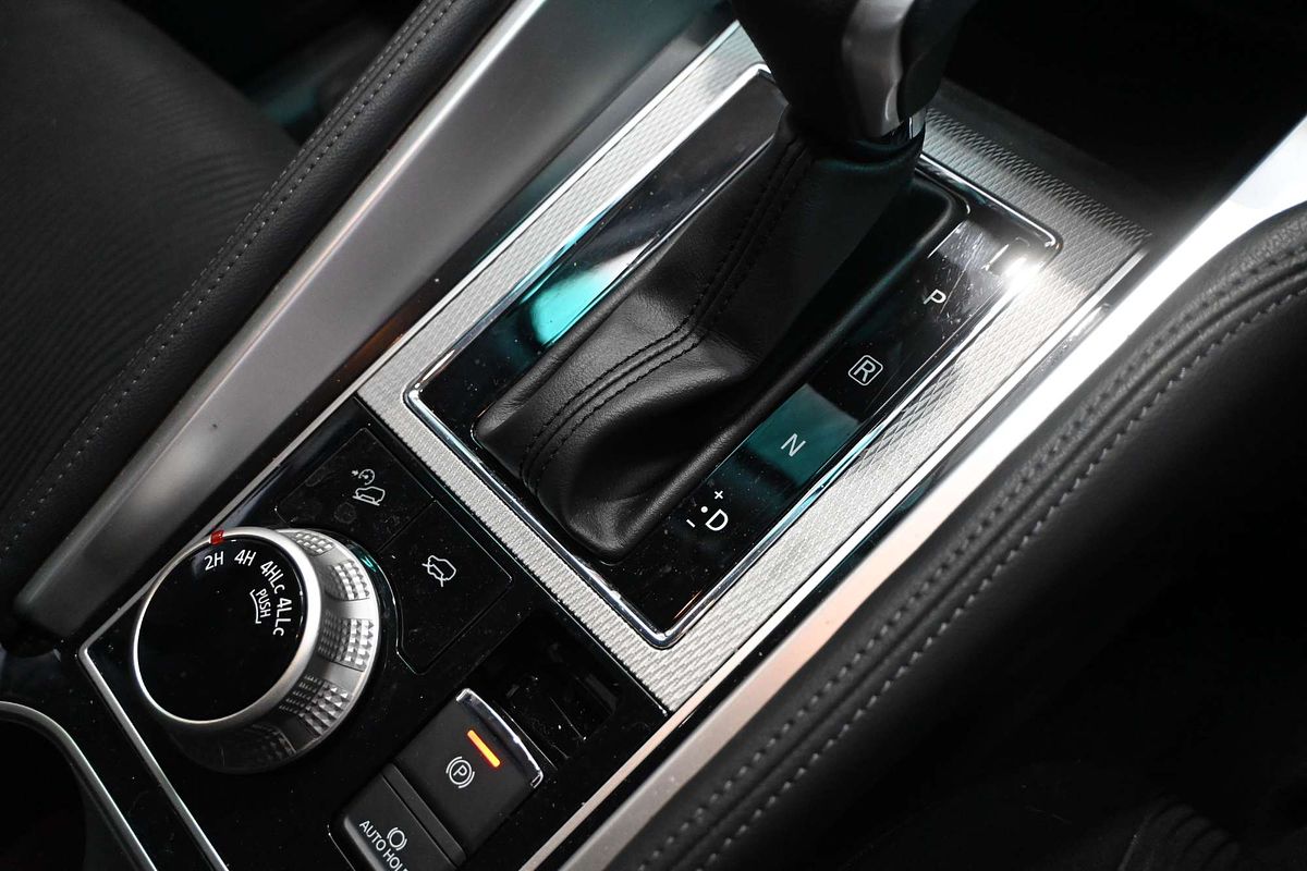 2023 Mitsubishi Pajero Sport GLX QF