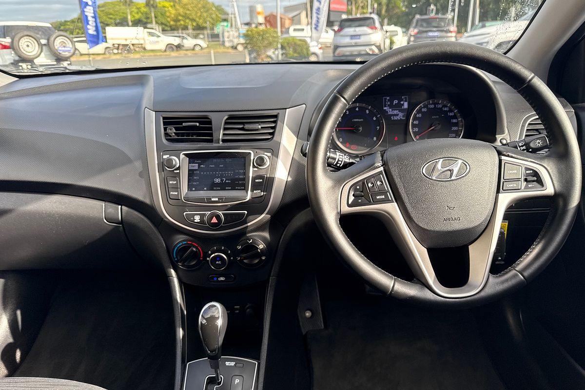 2019 Hyundai Accent Sport RB6