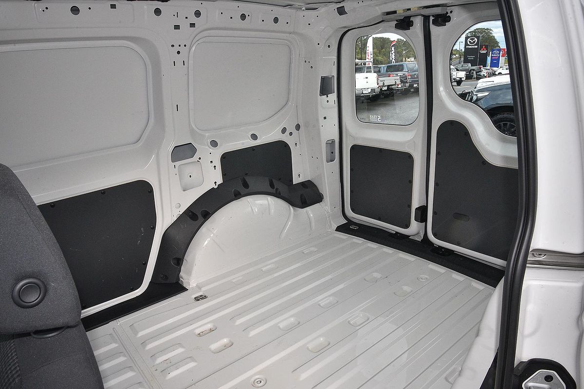 2024 Volkswagen Caddy TSI220 5 SWB