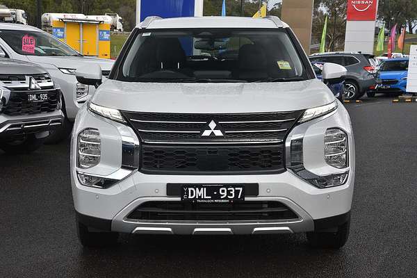 2025 Mitsubishi Outlander LS ZM