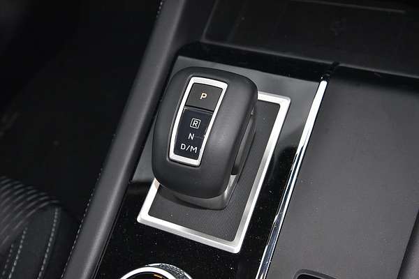2025 Mitsubishi Outlander LS ZM