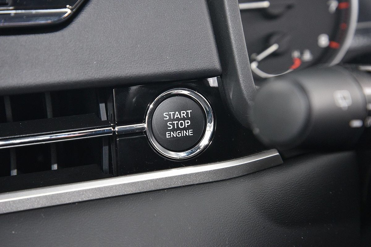 2025 Mitsubishi Outlander LS ZM