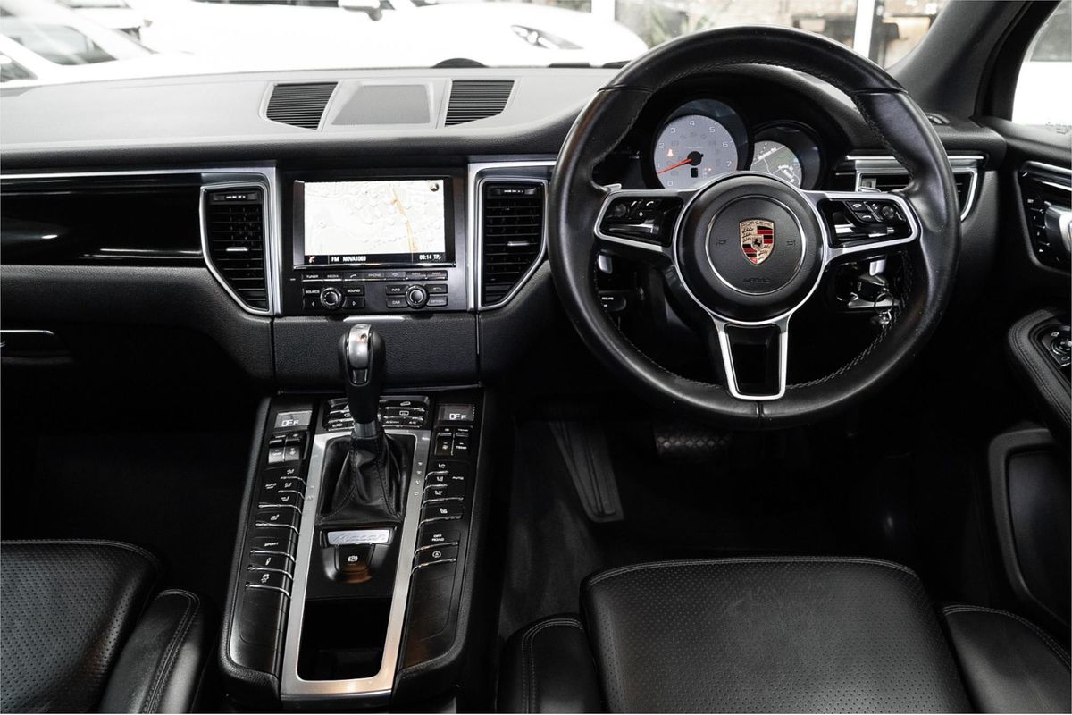2015 Porsche Macan S 95B