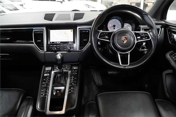 2015 Porsche Macan S 95B