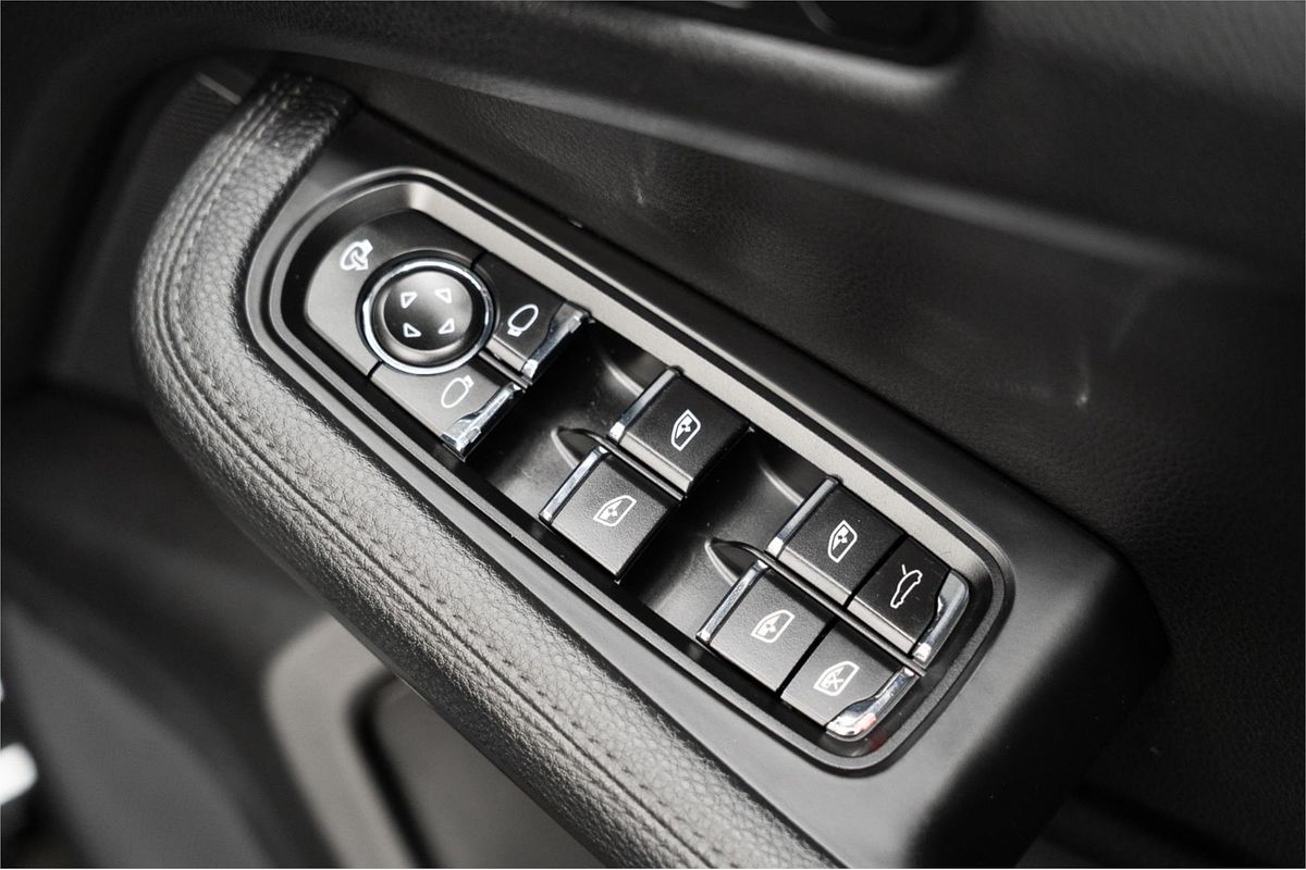 2015 Porsche Macan S 95B