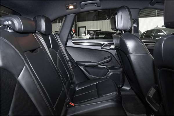 2015 Porsche Macan S 95B