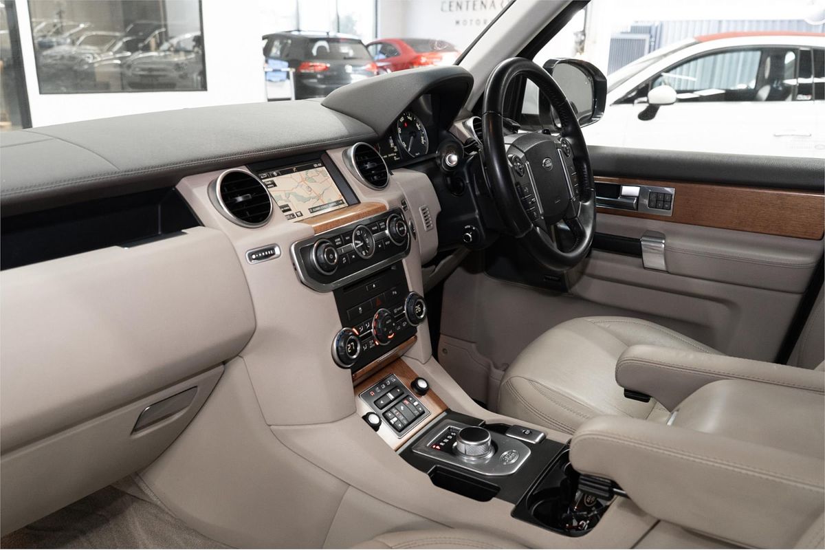 2015 Land Rover Discovery SDV6 HSE Series 4