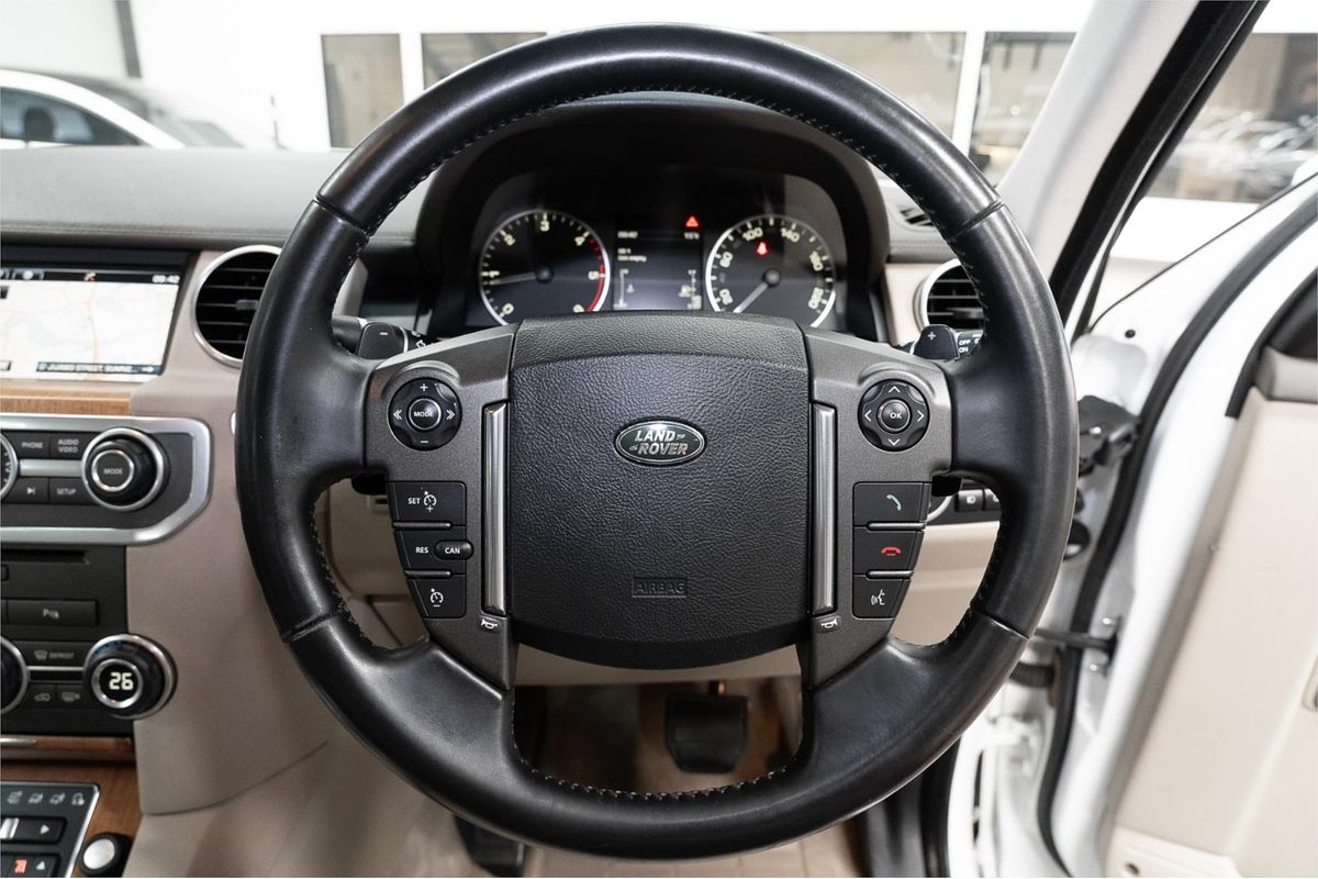 2015 Land Rover Discovery SDV6 HSE Series 4