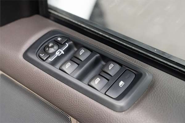 2015 Land Rover Discovery SDV6 HSE Series 4